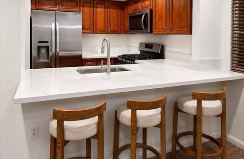 Mount Wilson House | Wonderful Modern Townhome Near DTLA Min 31 Day Stay