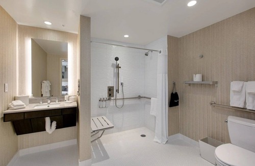 Fisherman's Wharf House | Wonderful Place To Stay! Parking On-Site! Close to San Francisco Dungeon!