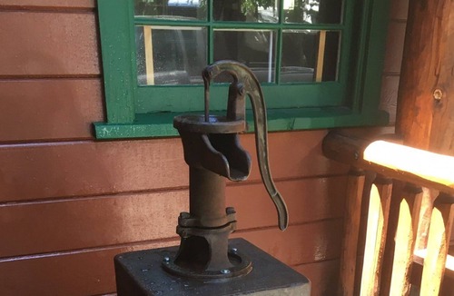 Al Tahoe Cabin | Work Remotely Live in Tahoe - Large Family Friendly Mountain Home Away from Home