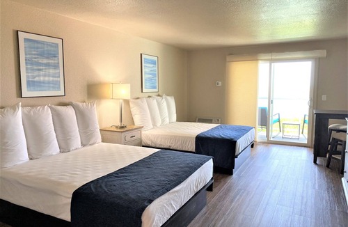 Smith River Hotel | Xaa-wan'-k'wvt Village & Resort