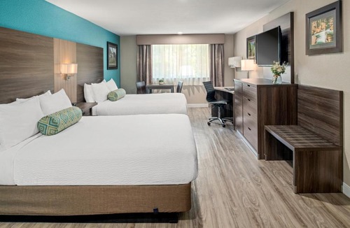 Oakhurst Hotel | Yosemite Southgate Hotel & Suites