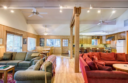 North Wawona Cabin | Yosemite's Riverfront Retreat