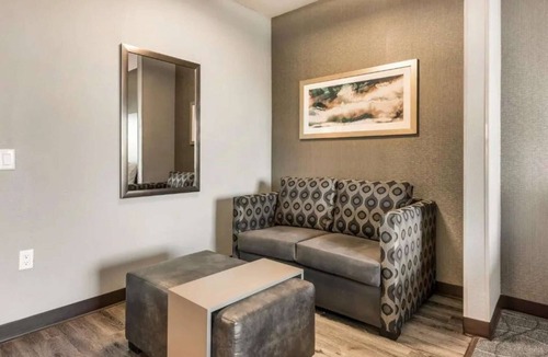 Milpitas Hotel | Your Silicon Valley Base | Rooftop Views & Fitness