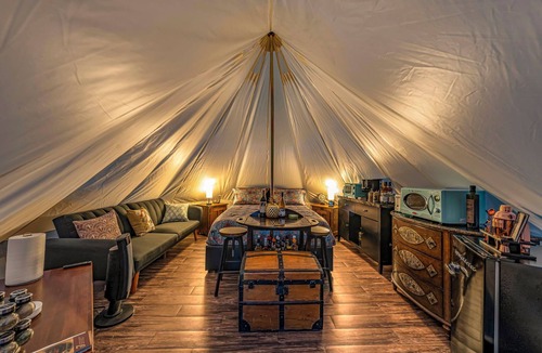 Los Gatos RV Rental | Yurt On Top - Swim, Hike, Glamp