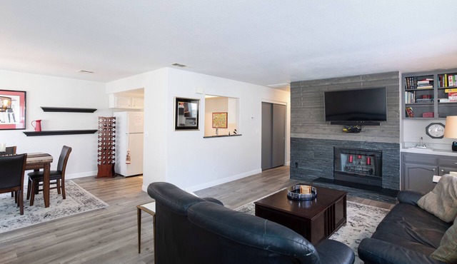 1277 Belridge Apt14C-Monthly