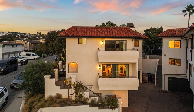 2 Condos | Steps to the Beach + Hot Tub | Trestles Trailhead Duo by AvantStay
