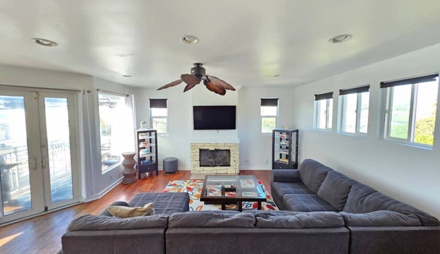 3 Bedroom 3 Bath Venice Beach House w Ocean Views!