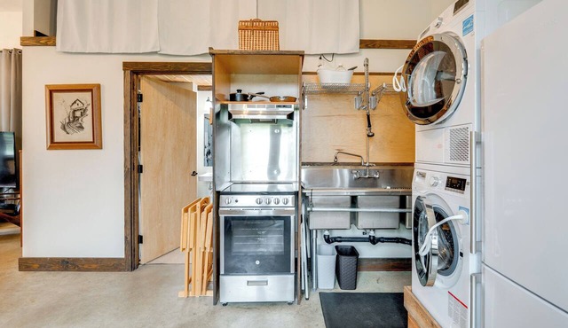 3 Blocks to Dtwn! Cozy Sedro-woolley Retreat!