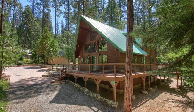 3 Springs Hideout w/spa/inside Yosemite!