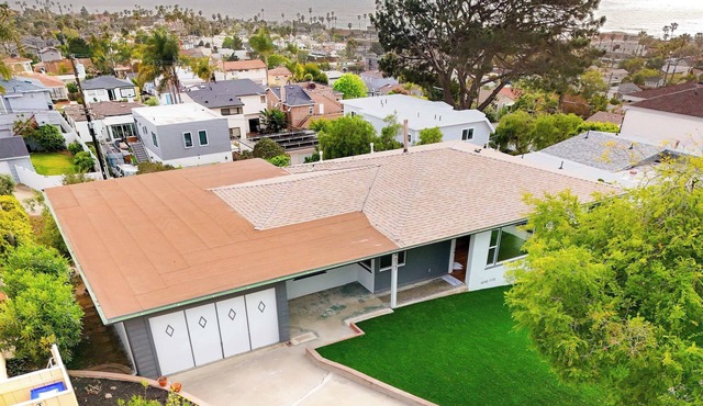 4BR | Hilltop House Sunset Cliffs | Beach, Bars, Ocean View