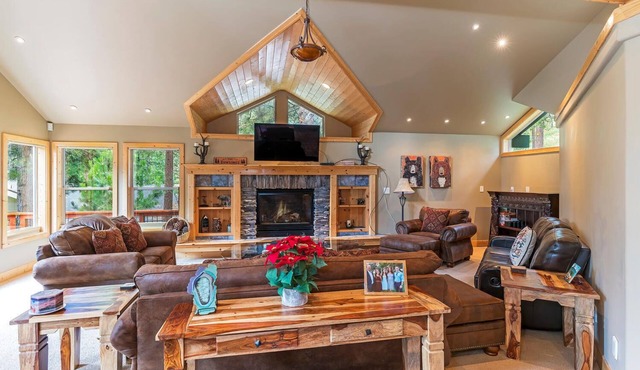 4BR Incline Village Home | Hot Tub, Game Room