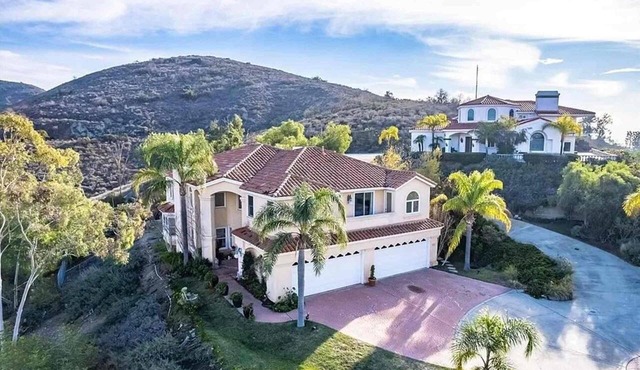 5 Bedroom Private Estate on Hill in Orange with City Light/Mountain Views