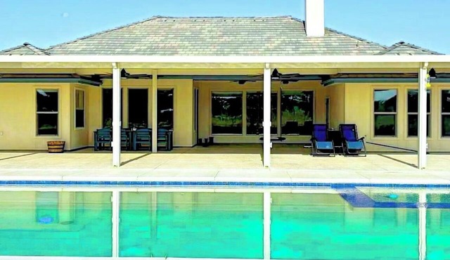 5BR Acreage Farmhouse + Pool & Stunning Hill Views