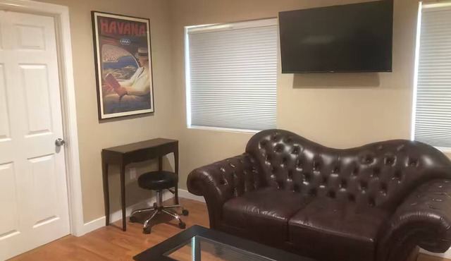 Adorable Studio with a Pool