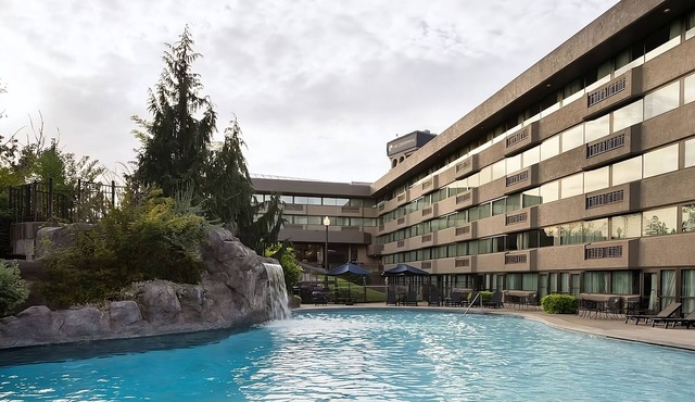 Affordability Meets Comfort! 4 Posh Units, Near Spokane Convention Center