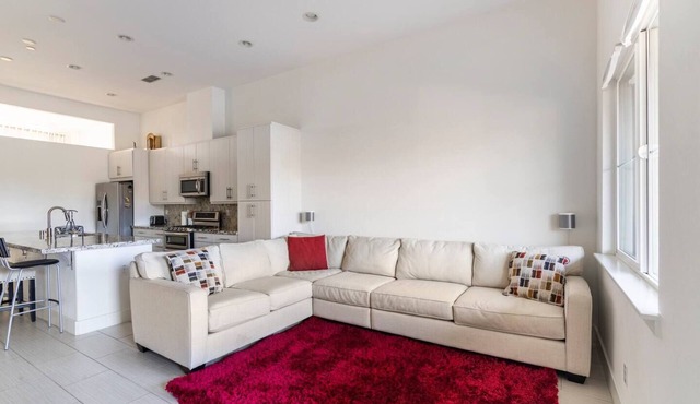 Airy Bright Spacious Peaceful Place