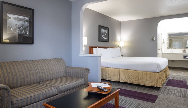Atherton Park Inn & Suites