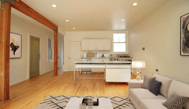 Beautiful 2-bedroom townhome in the heart of San Francisco in sunny South Beach.