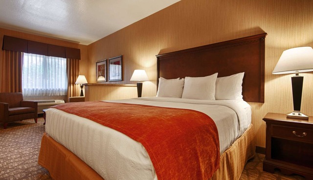 Best Western San Dimas Hotel & Suites