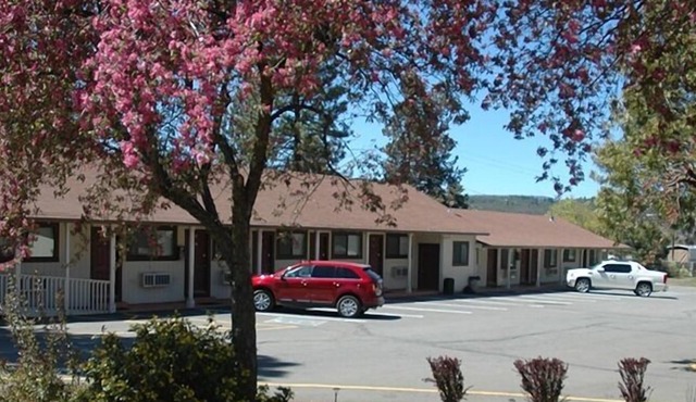 Burney Motel