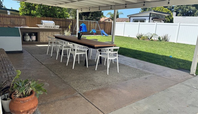 Cali Dreamin': Home Bordering Los Angeles/Ventura