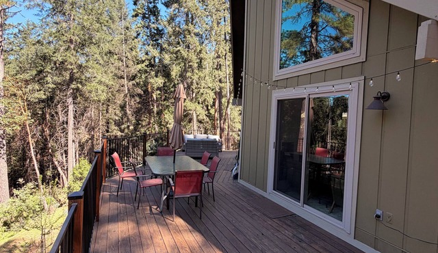 Casa Montana - Charming 4-bedroom bungalow with AC in lovely Placerville