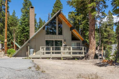 Chalet 15 by Mammoth Mountain Chalets