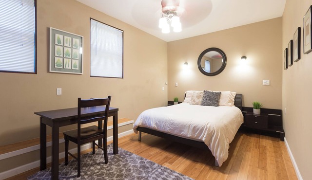 Charming 1-bedroom flat in Alameda w/pool table
