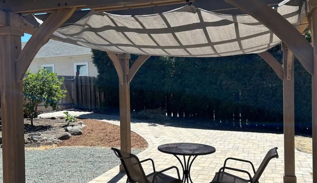 Charming 2-bedroom cottage close to Cal Poly and downtown SLO