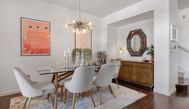 Charming 2-bedroom Downtown San Jose townhome with AC, gym, 95 walkscore
