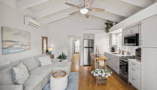 Charming Capo Beach Cottage Near Dana Point Harbor & Beaches