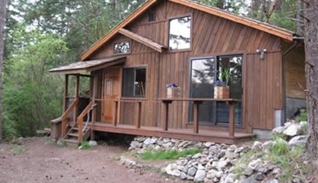 Charming Lopez Island Cabin