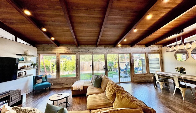 Charming mid-century cottage in Old Town Pinole