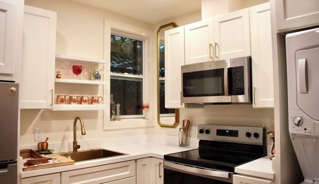 Charming new 1 bed San Rafael studio, full bath/kitchen, own laundry & entrance!