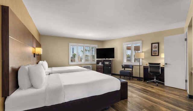 Comfort Inn San Diego Airport At The Harbor