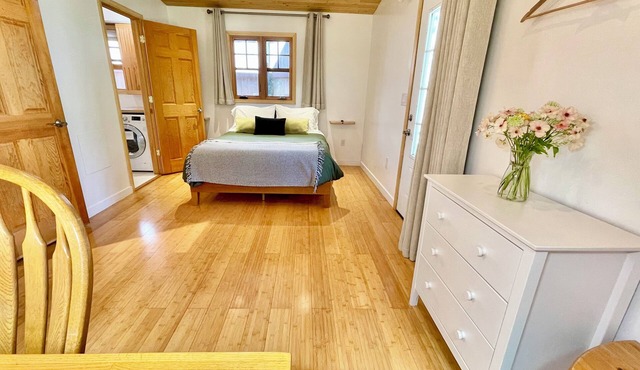 Comfy Studio Near Trails & Beaches