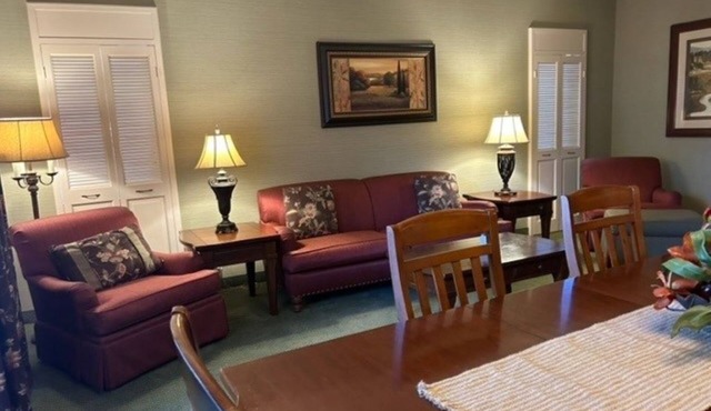 Convenient & Comfortable Suite Stay Minutes from Airport w/Shuttle