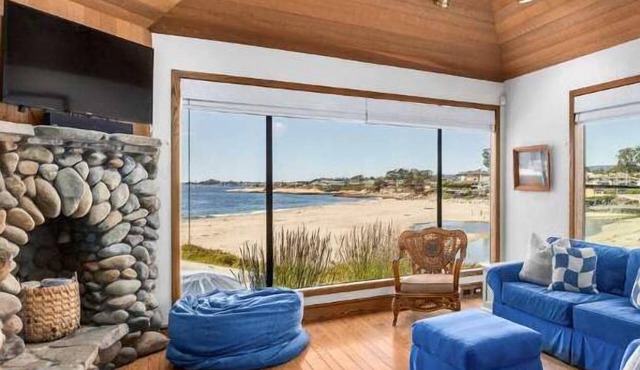 Corcoran Beachhouse - Stunning ocean views!