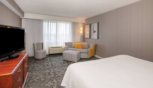 Courtyard by Marriott Newark Silicon Valley