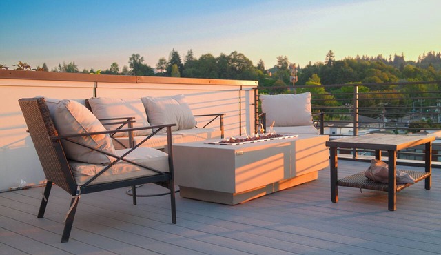 Cozy deck with views, fire pit, garage, workspace