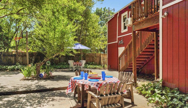 Cozy Riverfront Cabin - Beach Access & Wood Stove