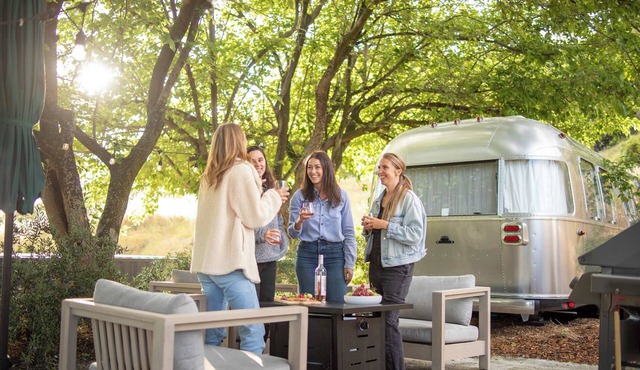 Design-Led Glamping Escape Near Yosemite