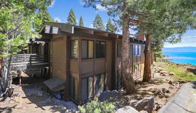 Eagles Nest Lakeview Condo #28