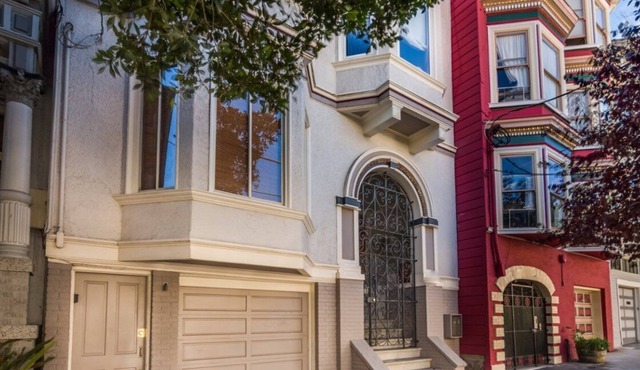 FAB LOCATION & VALUE, SAN FRANCISCO-2 BR, Den Light-filled Flat, MIN 1 MO STAY