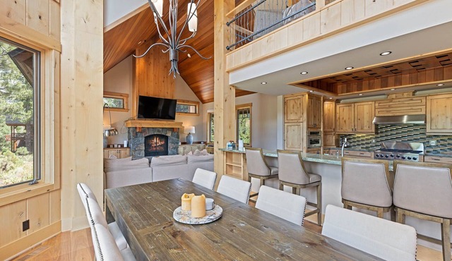 Fair View at Schaffer's Mill By Tahoe Getaways - Hot Tub + Dog Friendly!