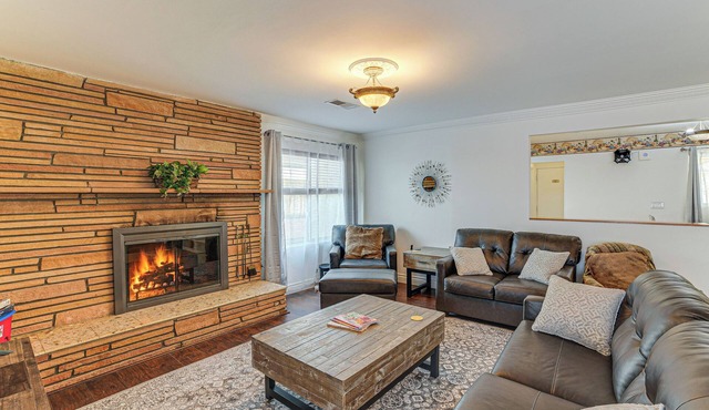 Family-friendly Loma Linda Retreat: Walk to LLU