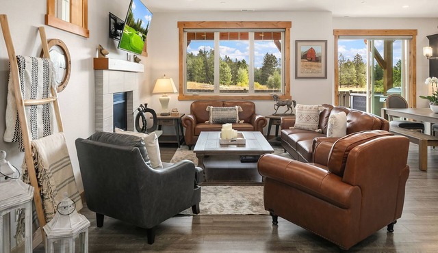 Fantastic location on the driving range! Four Masters*Hot Tub*Walk to the Spa