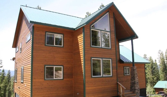 Fantastic Mountain Retreat ~ Close to lakes, mountains, streams