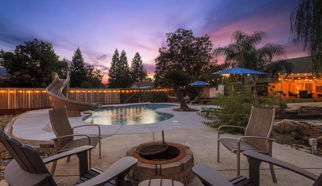 Forest Hill Resort: Heated Pool {Apr-Oct} +Billiards +Trails