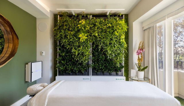 Four Seasons Los Angeles at Beverly Hills